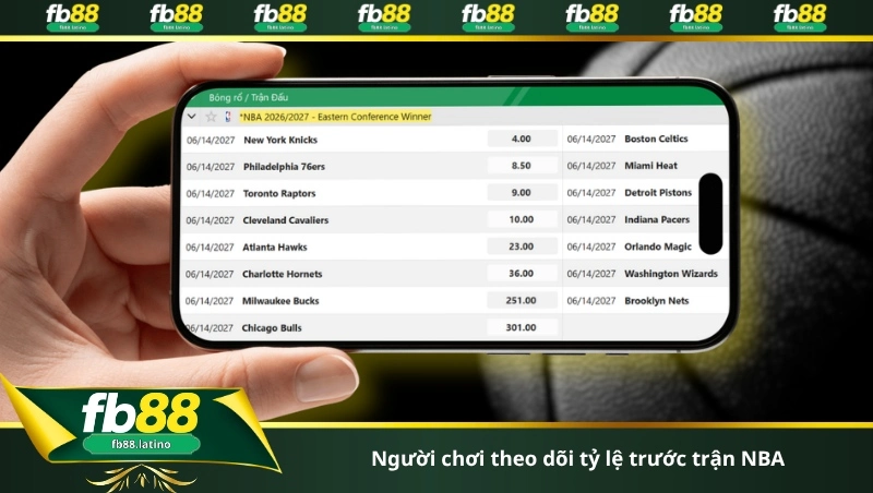 Người chơi theo dõi tỷ lệ trước trận NBA